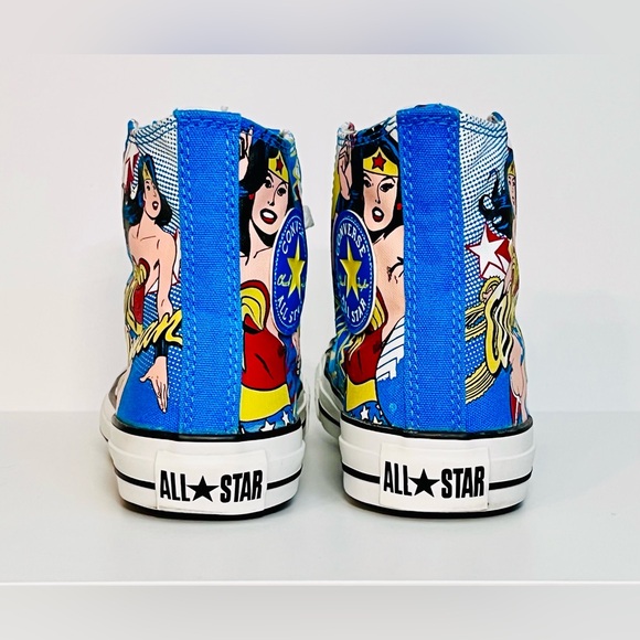 Converse x DC Comics Wonder Woman High-Tops - Picture 5 of 7